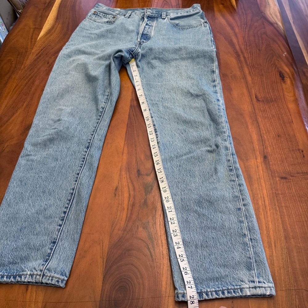Levi’s 501 Original Light Washed Denim Casual High Rise Jeans 31 Inches Waist. - Picture 11 of 16